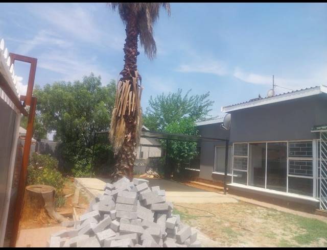 5 BEDROOM PROPERTY TO RENT IN LEONDALE